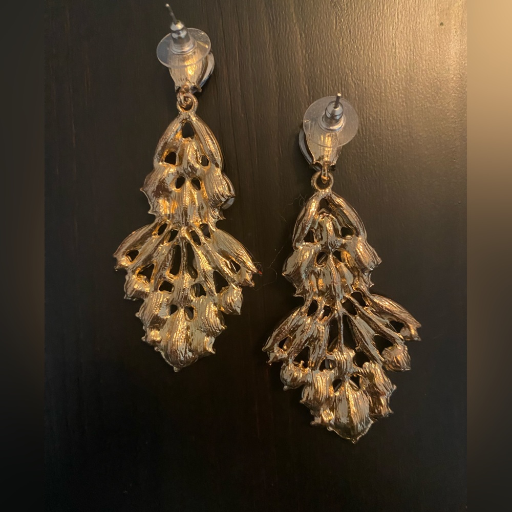 Elegant Black & White Earrings / Prom or Pageant - Picture 2 of 2